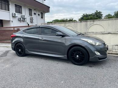 Hyundai ELANTRA 1.8 SPORT (A)