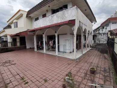 Petaling Jaya, Seksyen 17, 2 Storey Semi-D House, Freehold