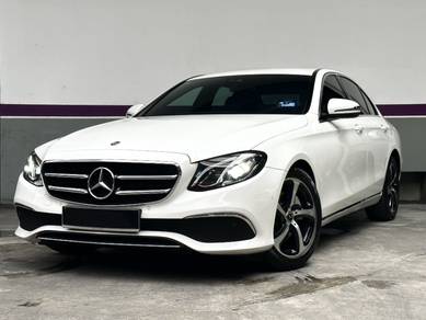 Mercedes Benz E200 2.0 AVANTGARDE (CKD) (A)