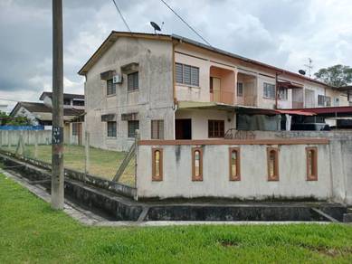 Corner Double Storey Terrace House