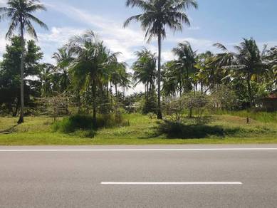 Tanah 0.89EKAR SEKALI RUMAH KAYU TEPI JALAN BESAR KG FIKRI SETIU
