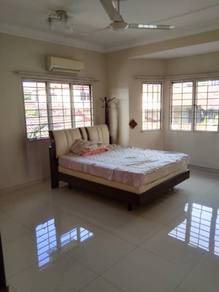 Fully Furnished & Renovated Bungalow Taman Green Park Rawang