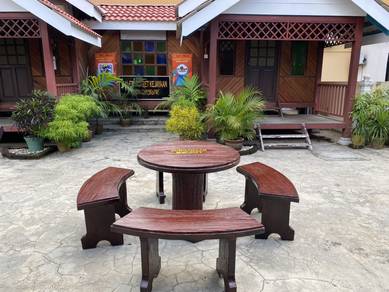 kerusi batu taman