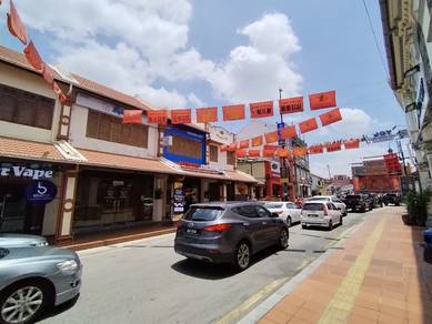Historical Malacca Double Storey Shop House Near Stage Jonker Street