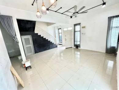 MURAH 2 Storey Semi D Cluster Royal Ivory SP 10 Bandar Saujana Putra