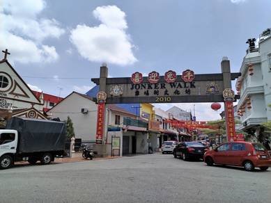Historical Malacca - Jonker Street Stage Double Storey Shop House Sale