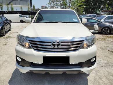 Toyota FORTUNER 2.7 V FACELIFT (A)