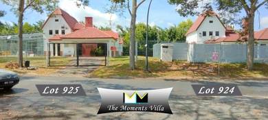 A’famosa corner lot villa with pool n projector