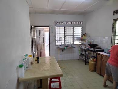 Single storey corner Taman Klang Utama