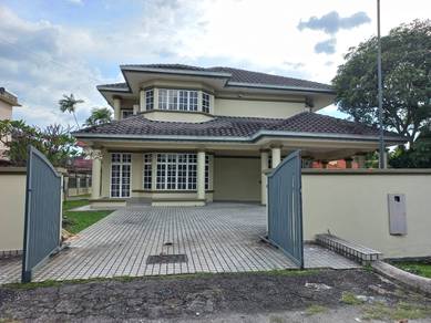 CHEAP & SPACIOUS 5 BEDROOM BUNGALOW FOR SALE Titiwangsa KLCC NEAR MRT