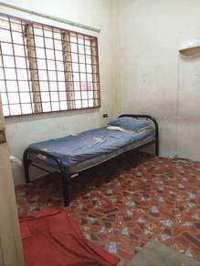 Bilik Nuri Court Apartment dkt LRT Cempaka
