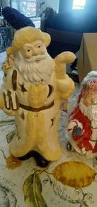 christmas figurines