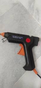 glue gun