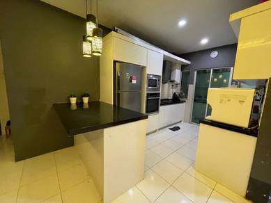 (FULL LOAN Below market price)Zamrud Residence, Kajang 2, Near KTM@MRT