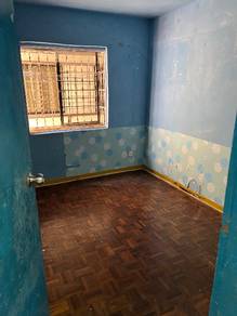 Pangsapuri Seri Sentosa , Saujana Puchong , With Lift , 100% Loan