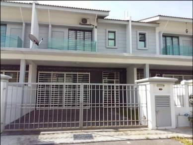 Double Storey Terrace Taman Botania Saujana Rawang