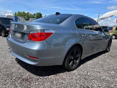 Bmw 530i CBU 3.0 (A)
