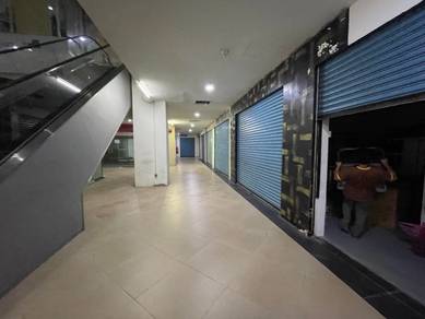 Warisan Square / 2 unit Retail Lot / Ground Floor / Centre Point / KK
