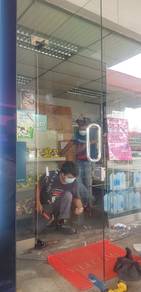 PINTU KACA JENIS KALIS PECAH l glass door install