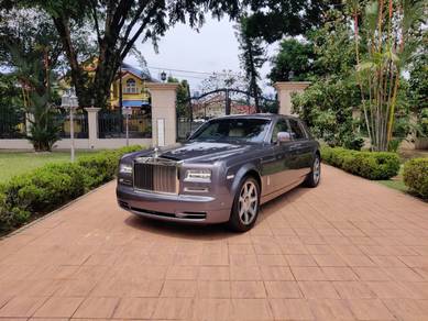 Rewriting Rules with the RollsRoyce Phantom  FirstClasse Malaysia   YouTube