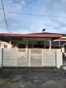 Perak batu gajah renovated extended single storey house for sale