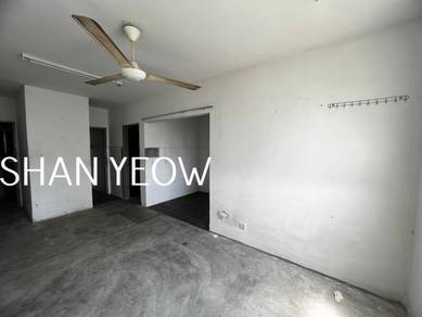 Palm Court Nipah Lower Floor Basic condition Tanjung Tokong For Sale