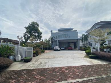 3sty Bungalow With Basement,Full Renovated,Golf View, The Mines Resort