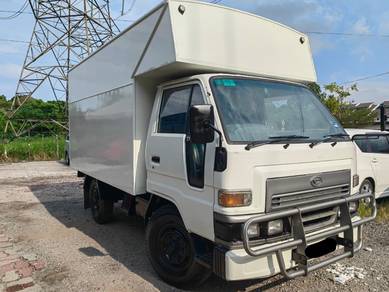 2005 Daihatsu Delta V58 Luton Box TIPTOP CONDITION