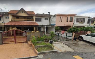 2 Storey House at Taman Serdang Raya Walking Distance  MRT Station