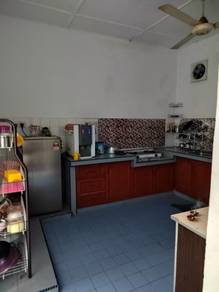 Low Down Payment SUPER CHEAP BIG Taman Sentosa Klang 3R2B FF Renovate