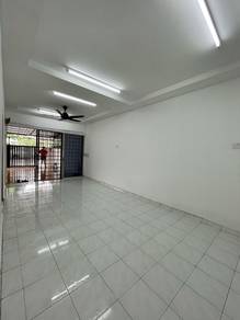 Low Down Payment SUPER CHEAP BIG Taman Sentosa Klang 3R2B FF Renovate