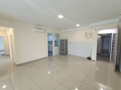 4 bedrooms AUSTIN SUITES, Mount Austin (Big size unit with 2 parking)