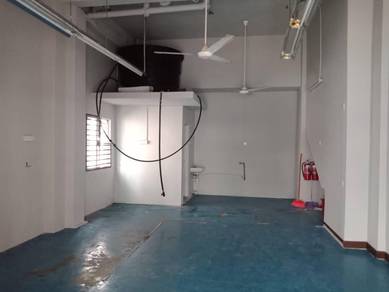 Tampoi Indah Jln Mawar 3 516sf shop End lot Rented Income RM 1000