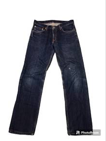 Levis 552