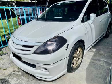 nissan latio hatchback mudah