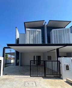 Holmes Town Muara Tuang Double Storey Terrace Corner