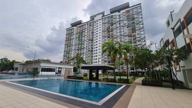 D'Cerrum Apartment Semenyih Furnished and Reno High Floor Corner