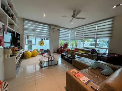 Luxury Jacaranda Garden Residence 3 Storey Semi-D In Maple Cyberjaya
