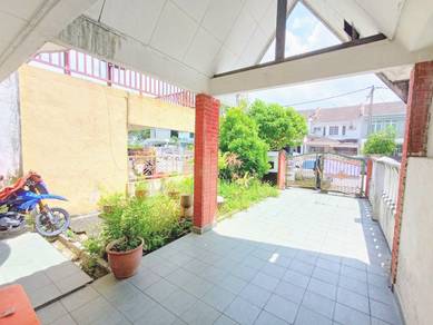 Renovated 2 storey terrace house taman setiawangsa freehold near shop