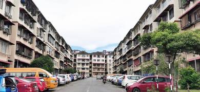 Pangsapuri Orkid 3R2B Tmn Bukit Serdang Berdekatan Surau & Playground