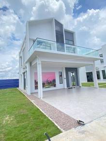 Sepang【Gaji Rm4k Can Apply】Double Storey Bungalow 26x110 10min To KLIA
