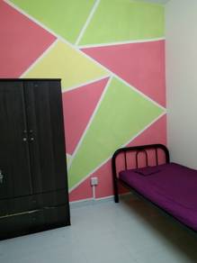 BILIK SEWA MURAH APARTMENT MENTARI COURT Petaling Jaya
