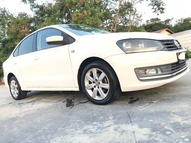 Volkswagen VENTO 1.6 TSI(A)COMFORTLINE/LEATHER SEA