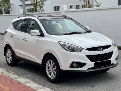 Hyundai TUCSON 2.0 PREMIUM (A)