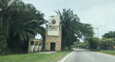 12874sft lot banglo jalan 1/1 sebelah elmina Saujana Utama