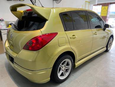 nissan latio hatchback mudah