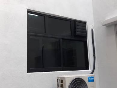 Tingkap Sliding Bilik Air (Aluminium-Kace)