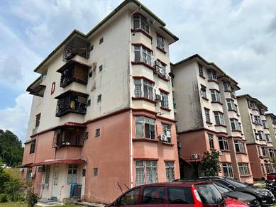 Sri Wira Apartment Ukay Perdana,1St Floor,Corner Unit,Near guard post