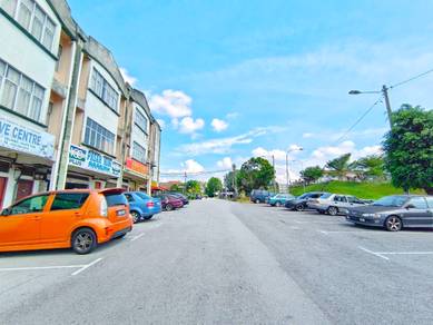 FACING MAIN ROAD & GOOD INVESTMENT Shoplot 3 Tingkat Taman Sri Kasih