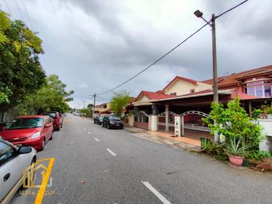 LOW PRICE, Double storey, BIG SIZE 22x93, Bandar Bukit Tinggi 2, KLANG